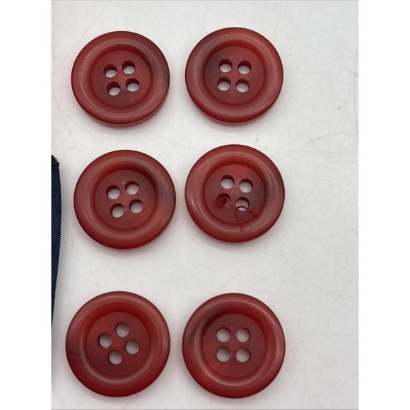 Pendleton Plastic Buttons Set Of 9 Red Replacement 6 Small 3 Large - Picture 2 of 7